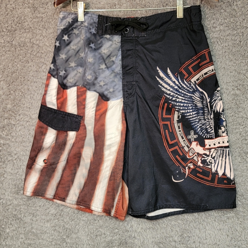 Joe Boxer Mens Large Board Shorts Black, Red & White Patriotic